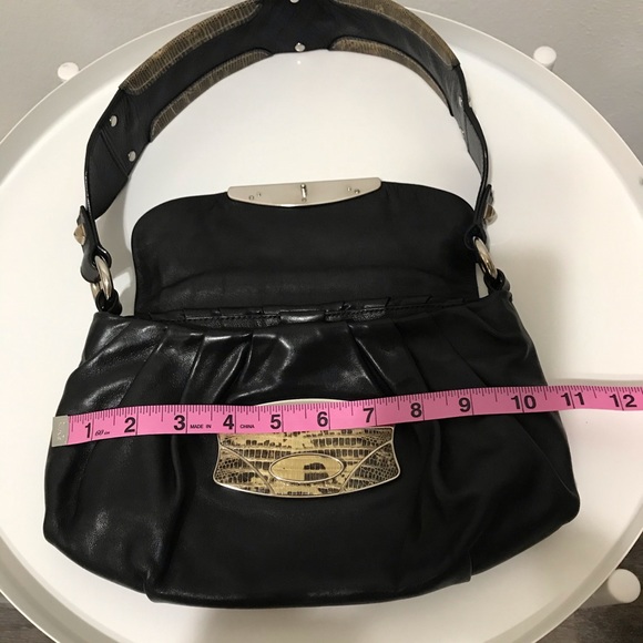 Prada - Picture 10 of 13